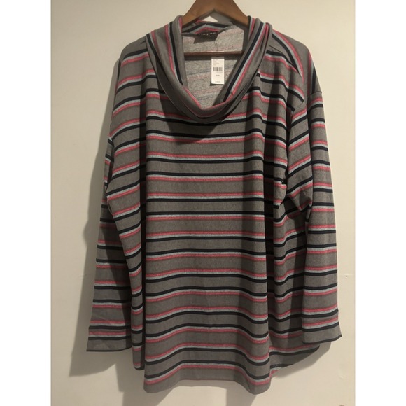 Lane Bryant Tops - NWT‎ Lane Bryant Top Women's  Long Sleeve Striped Mock Turtle neck Size 26/28
